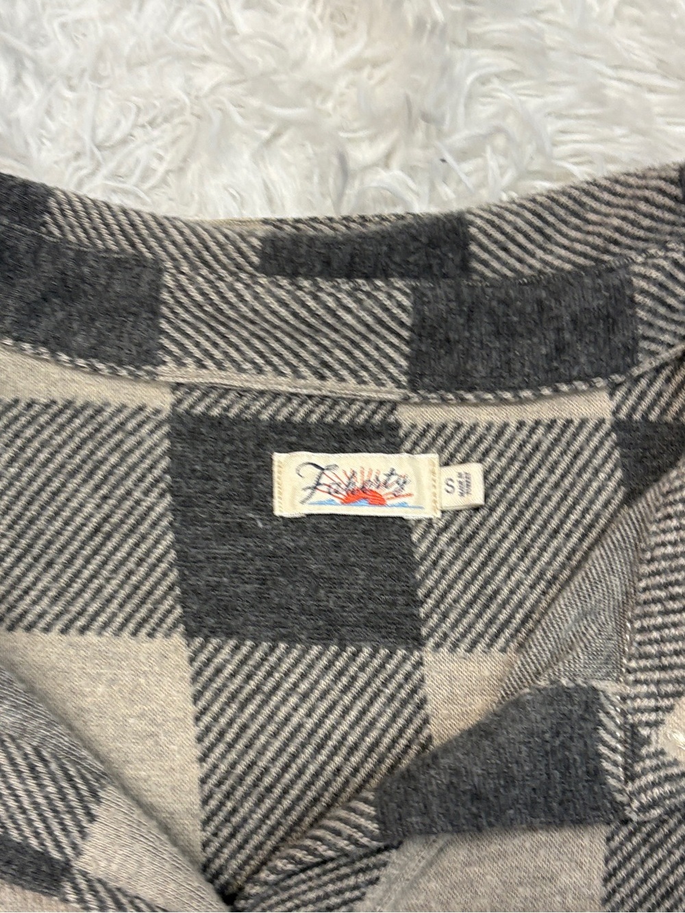 Faherty Legend™ Sweater Shirt in Tan Charcoal Buffalo Check - Picture 4 of 7